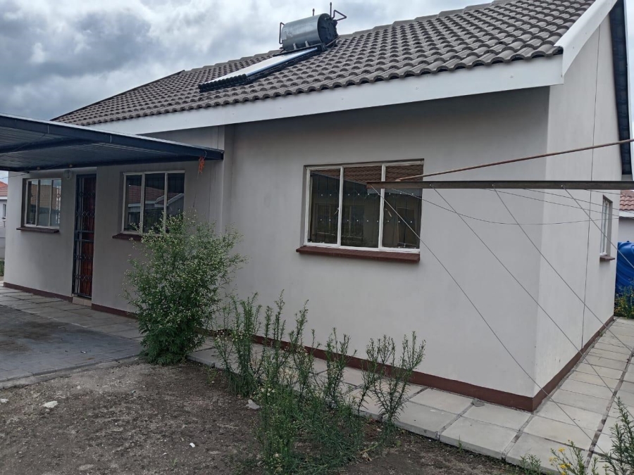 3 Bedroom Property for Sale in Freedom Park North West